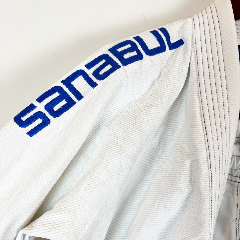 White Jiu Jitsu Gi with Blue Accents - Picture 2 of 16